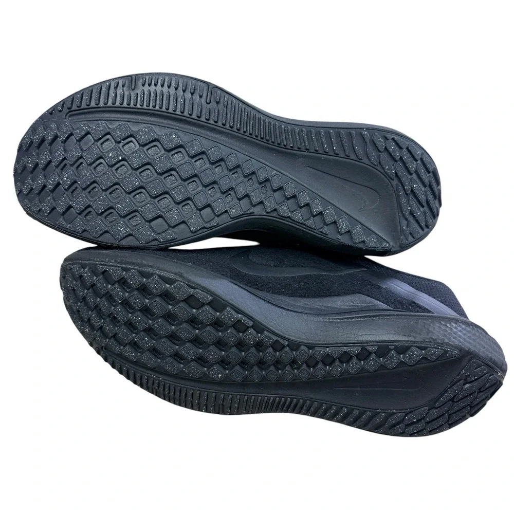 Nike Air Winflo 10 Triple Black Women's US 10 Athletic Sneaker Shoes DV4023-001